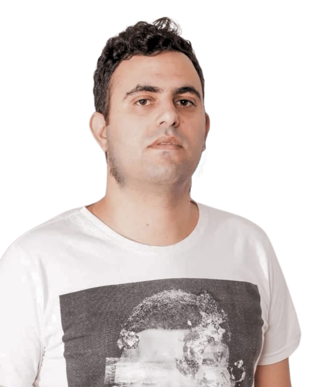 מתן חלק, מגולח. אותו צילום, בלי הזקן.